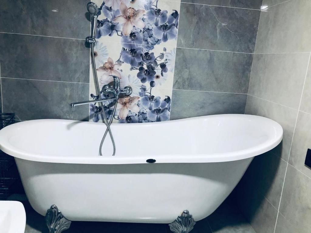 Апартаменты Apartments on Aimanov street 360 Алматы