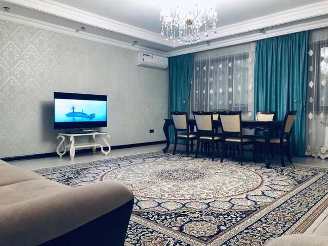 Апартаменты Apartments on Aimanov street 360 Алматы-4