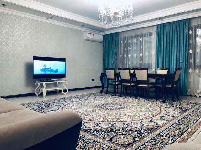 Апартаменты Apartments on Aimanov street 360 Алматы-22